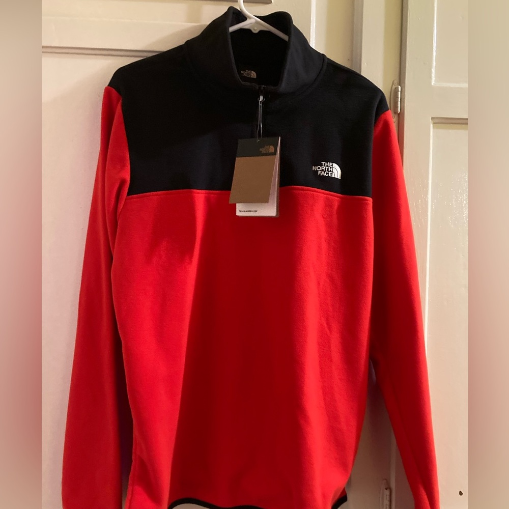 Red/Black North Face Quarter Zip fleece